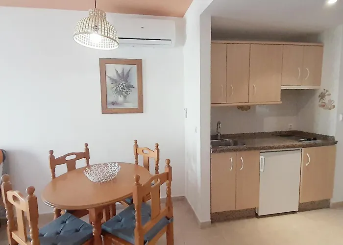 Apartamentos Vicenta Playa Carihuela