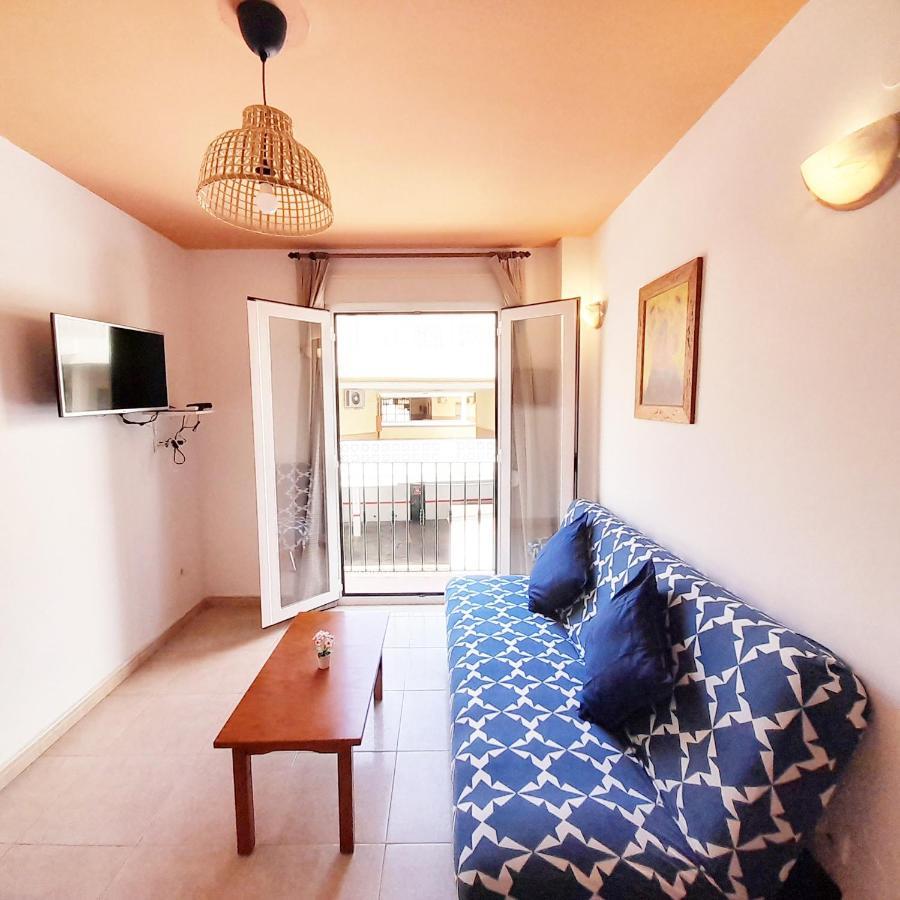 Vicenta Playa Carihuela Torremolinos