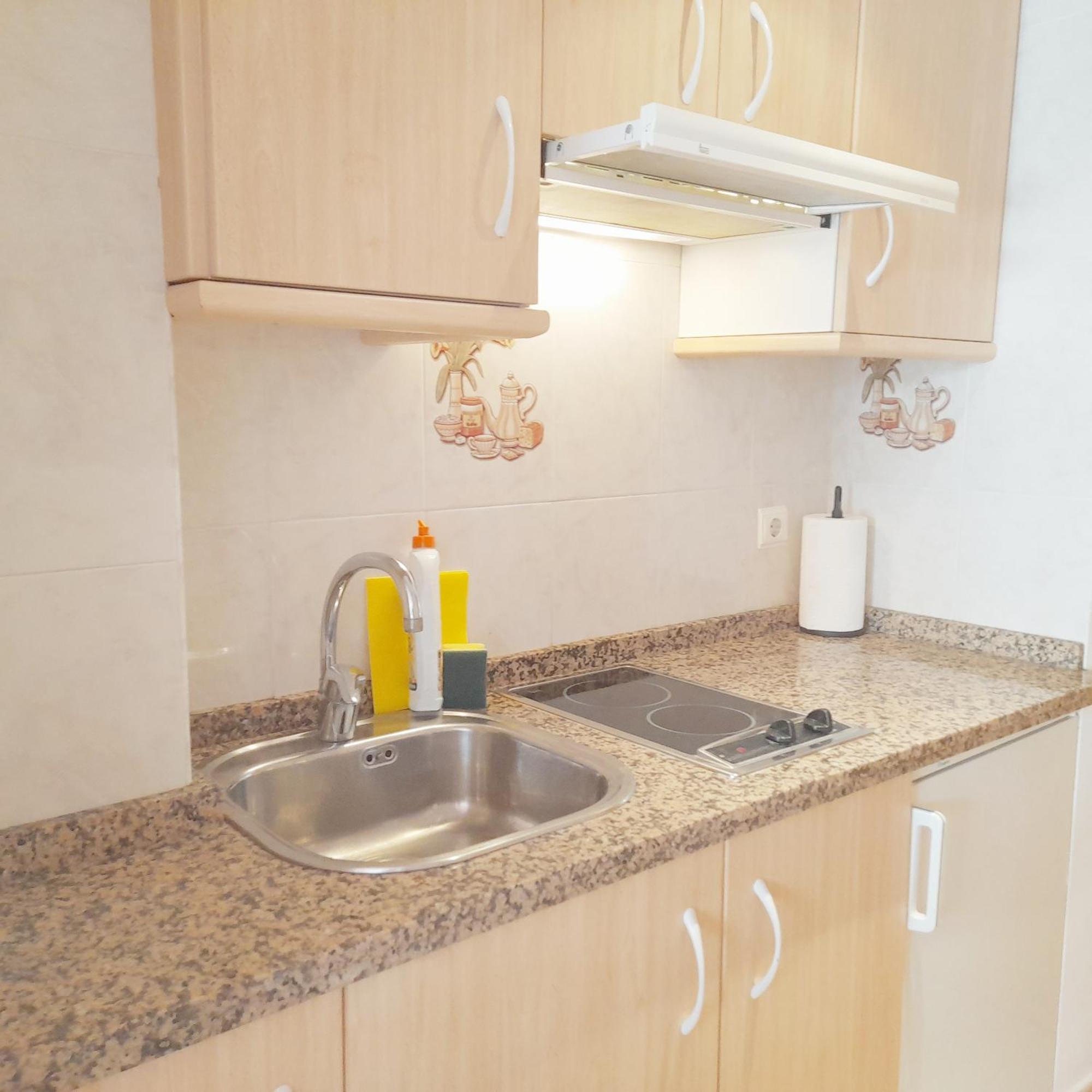 Vicenta Playa Carihuela Apartment *