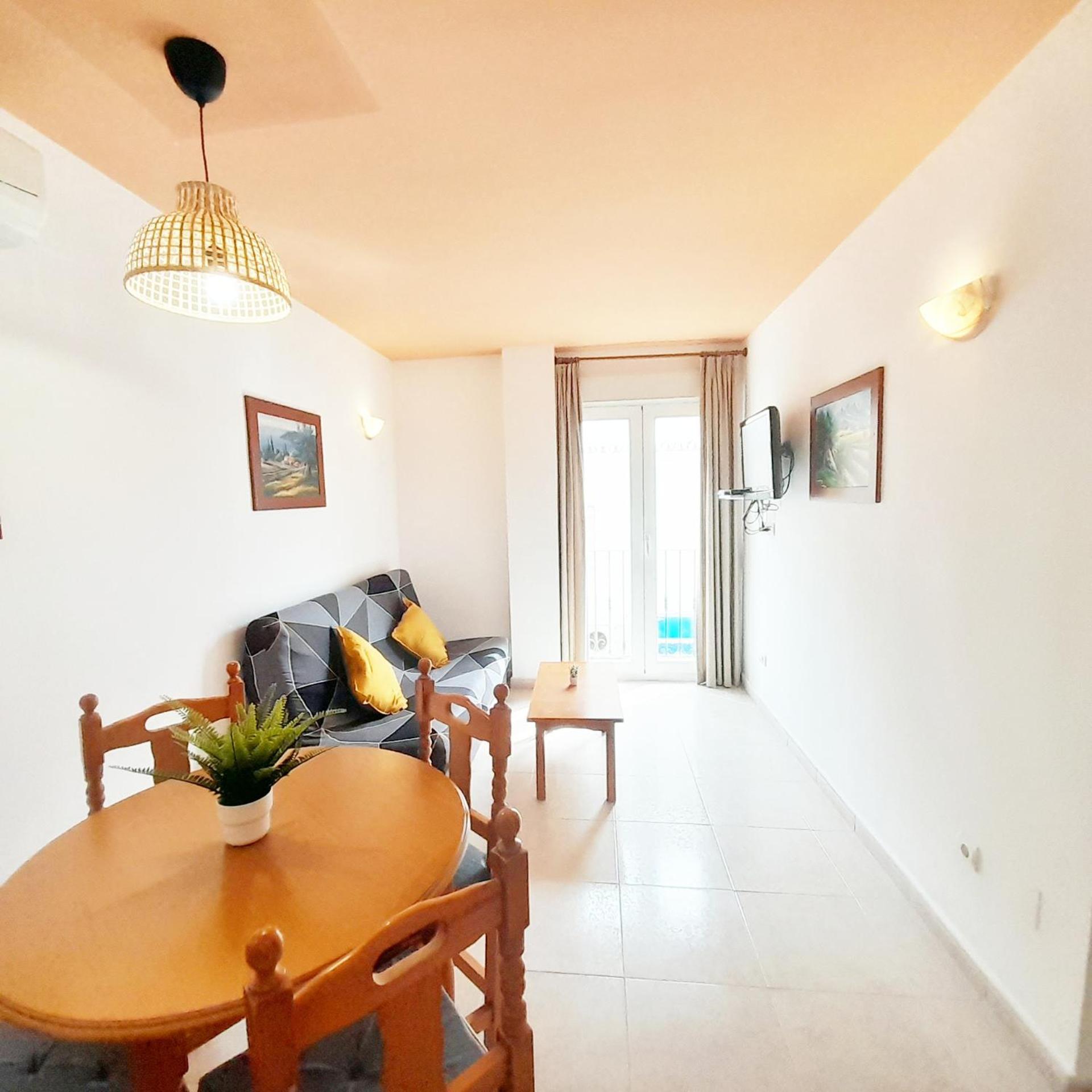 Vicenta Playa Carihuela Apartment Torremolinos