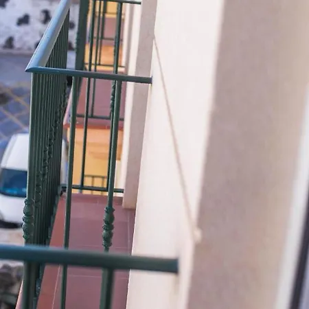 Apartamentos Vicenta Playa Carihuela Torremolinos Esterno foto