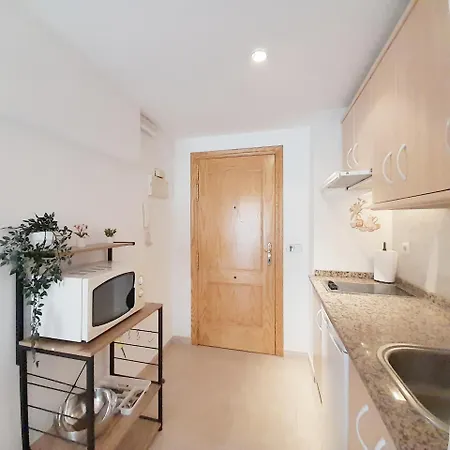 Apartamentos Vicenta Playa Carihuela Torremolinos Camera foto