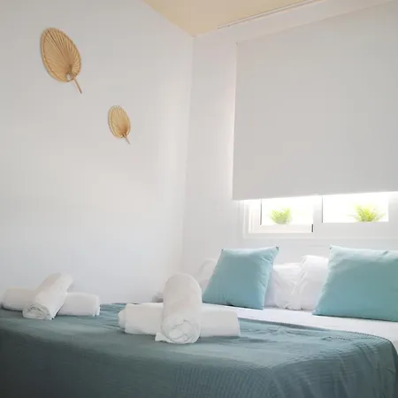 Apartamentos Vicenta Playa Carihuela Torremolinos Camera foto