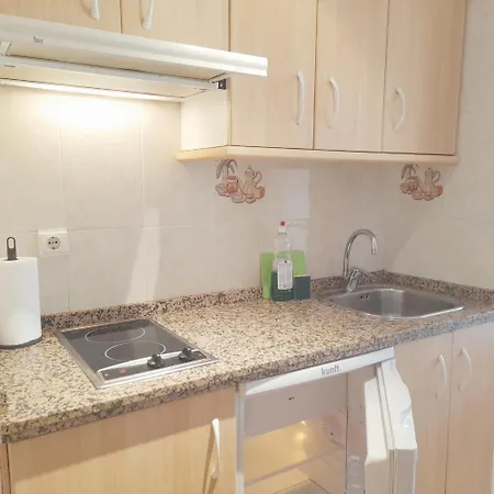 Apartamentos Vicenta Playa Carihuela Torremolinos Camera foto