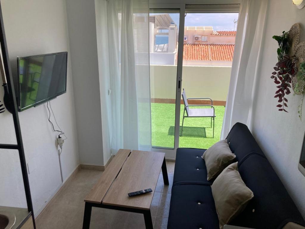 Apartment Vicenta Playa Carihuela *